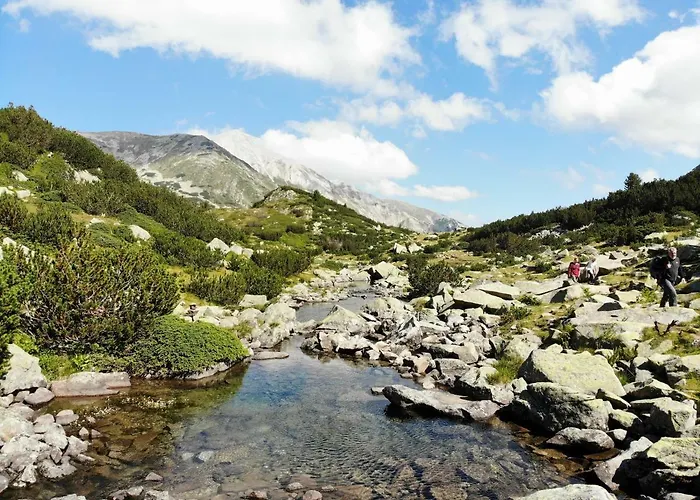 Apartman And Quiet Next To Gondola Lift. Banszko